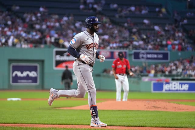 ASTROS-MEDIAS ROJAS