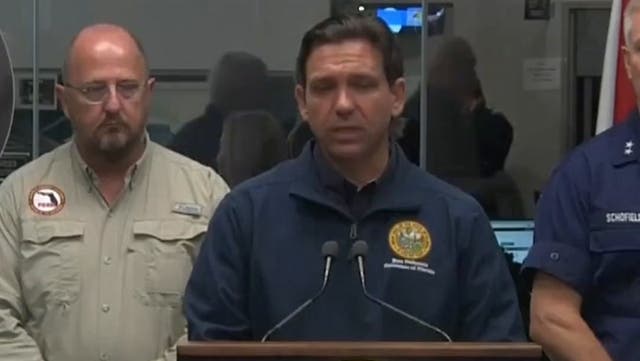 <p>Ron DeSantis’ press conference hit by power cut as Florida braces for Hurricane Idalia.</p>