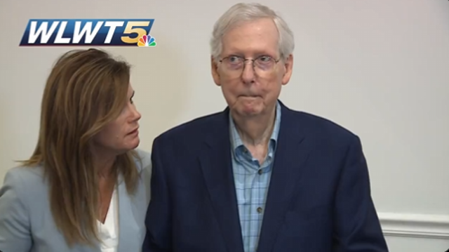 <p>Mitch McConnell appears to freeze at a press conference in Kentucky</p>