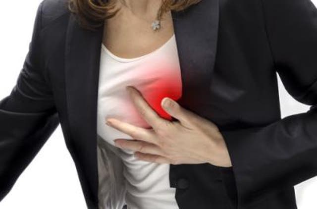 <p>Chest pain is recognized as a symptom of heart troubles, but one out of five women aged 55 years or less having a heart attack do not experience this symptom</p>