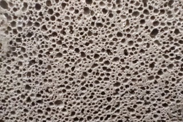 <p>An example of reinforced autoclaved aerated concrete (RAAC) </p>