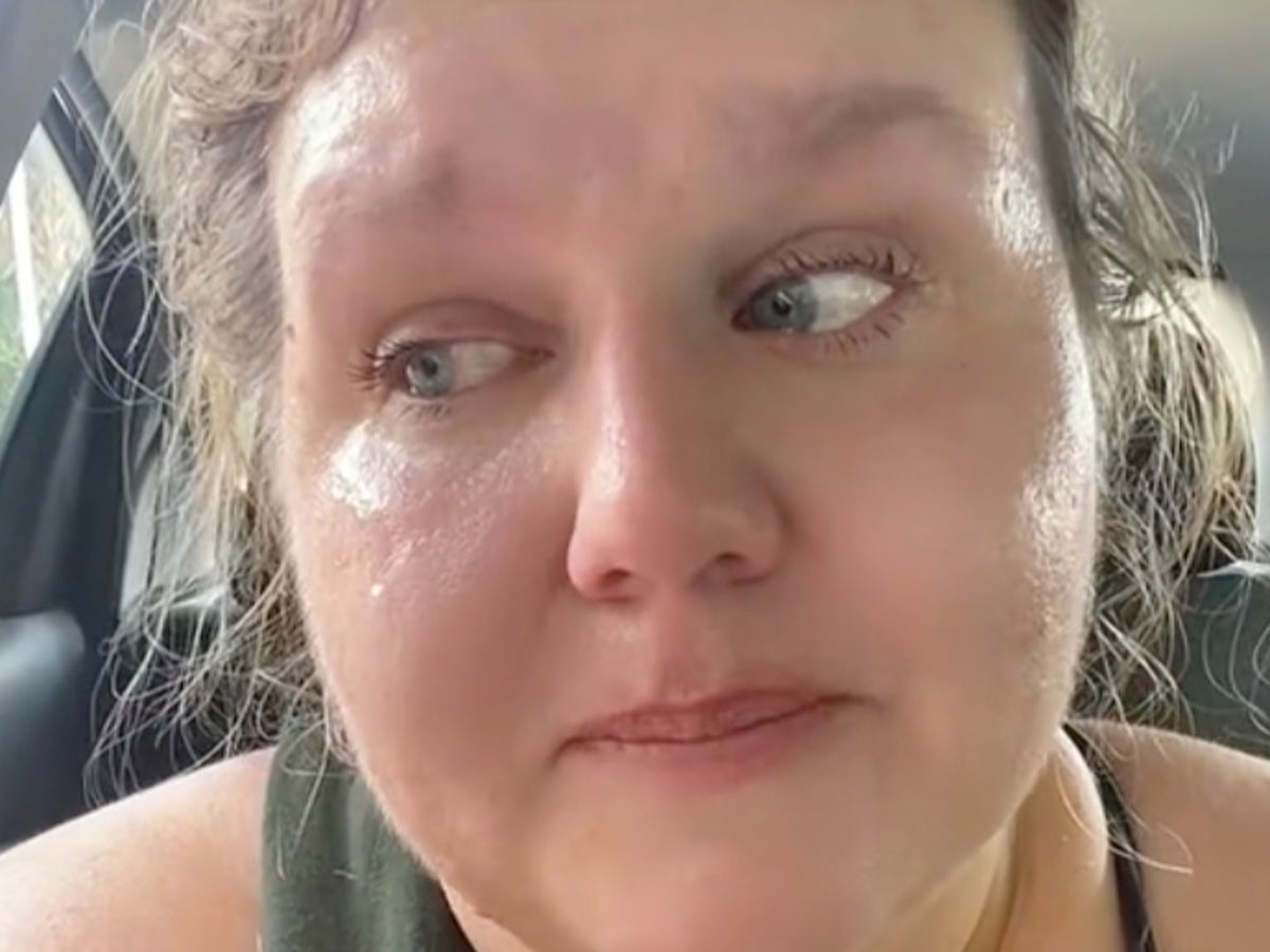 Woman is brought to tears by stranger’s kind words to her at the gym
