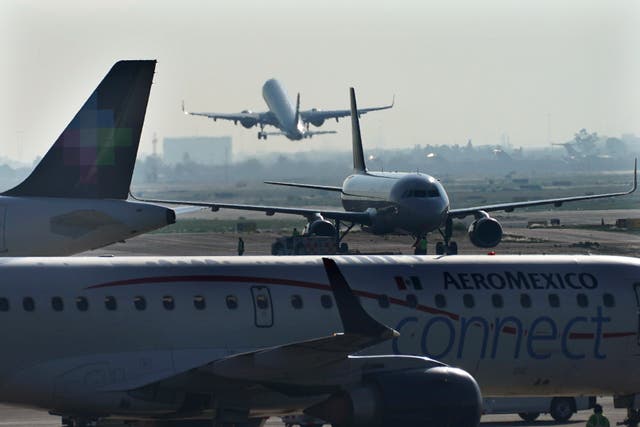 MÉXICO-AEROPUERTO