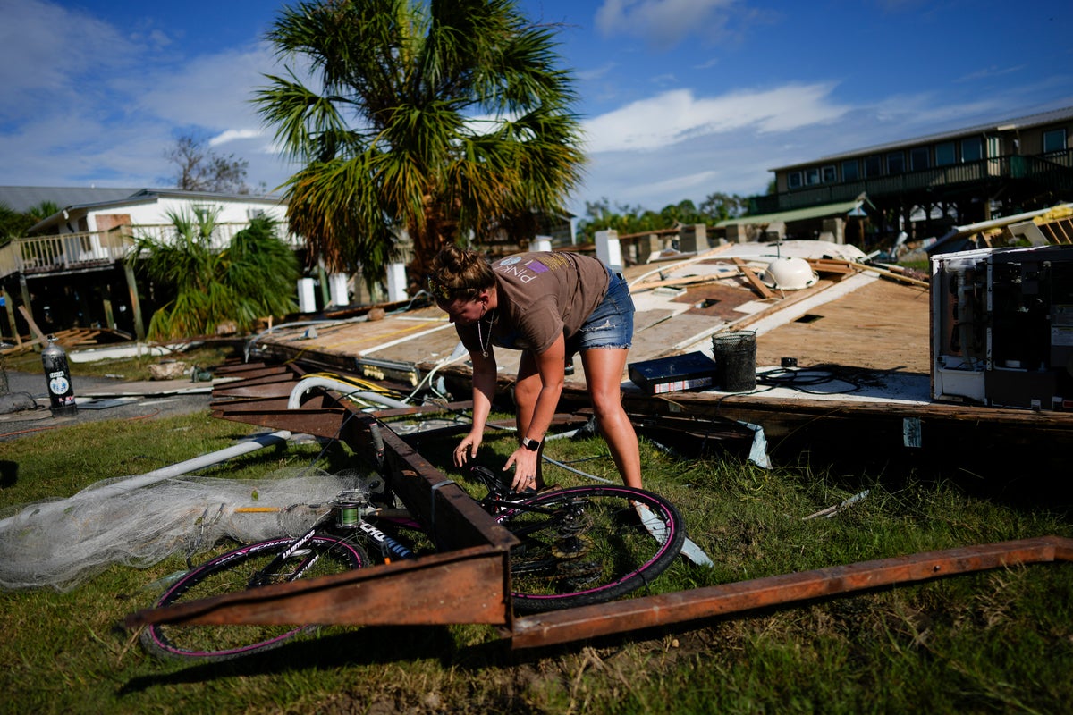 Residents return to find homes gone, towns devastated in path of Idalia