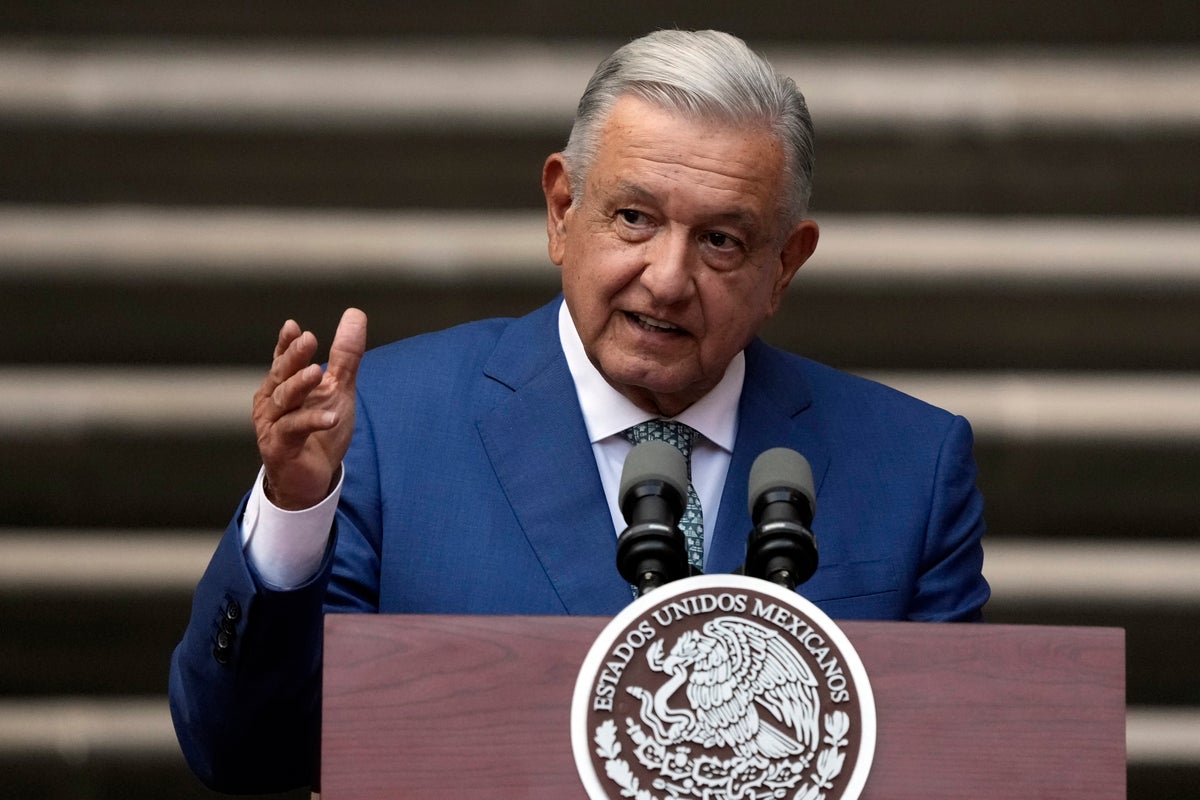 Mexican president's state of the union address suggests crime is not a problem