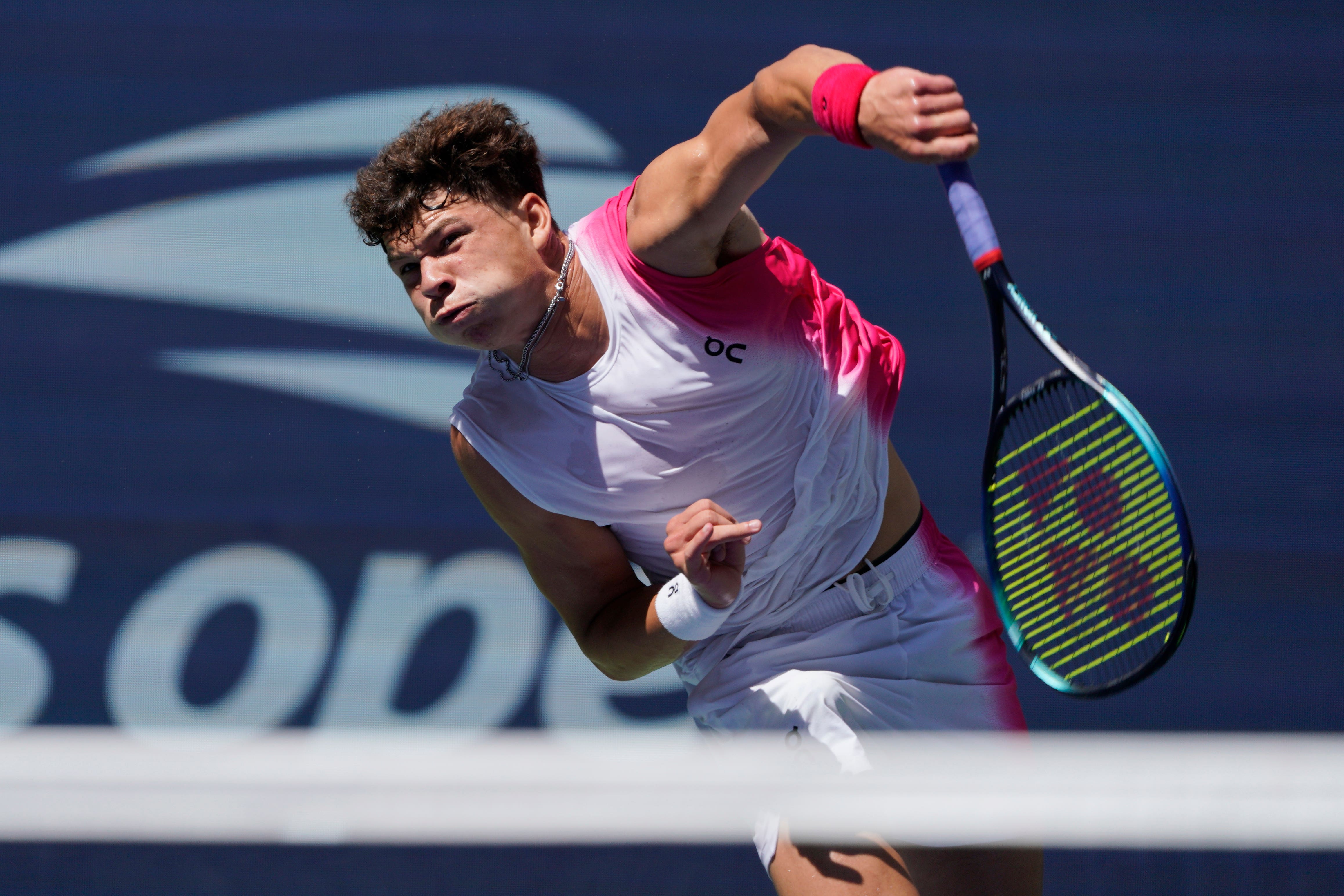 Big Serving Ben Shelton Storms Into Us Open Quarter Finals