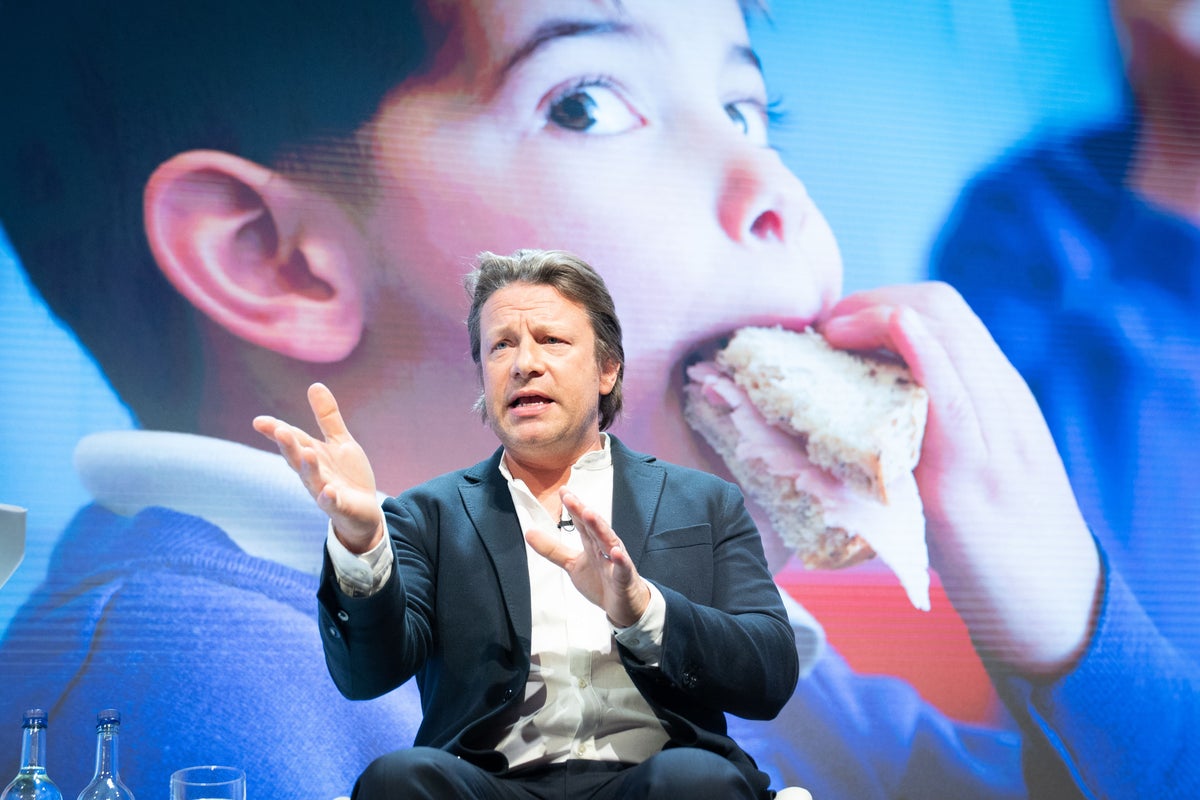 Jamie Oliver calls for more free school meals as survey suggests voter support
