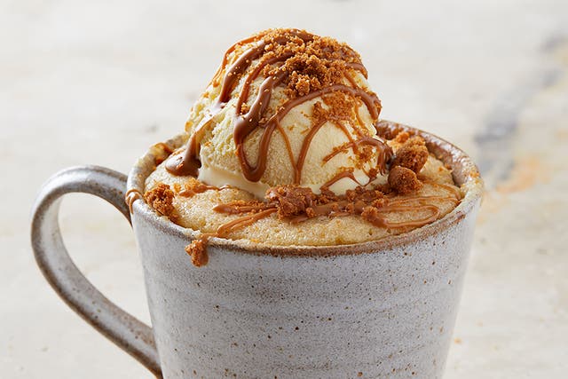 <p>If you’re short on time and an oven, microwave mug cakes are a great substitute </p>