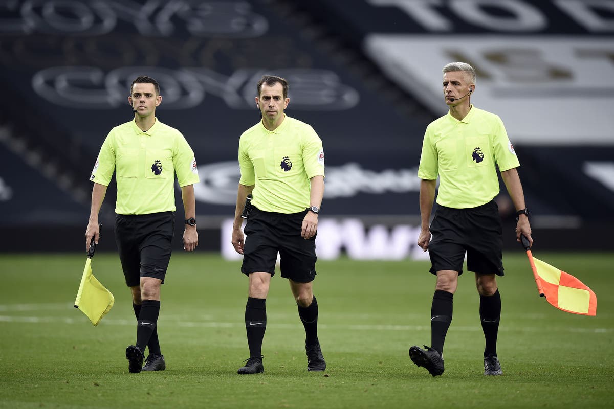 artificial-intelligence-could-replace-referees-within-30-years-expert