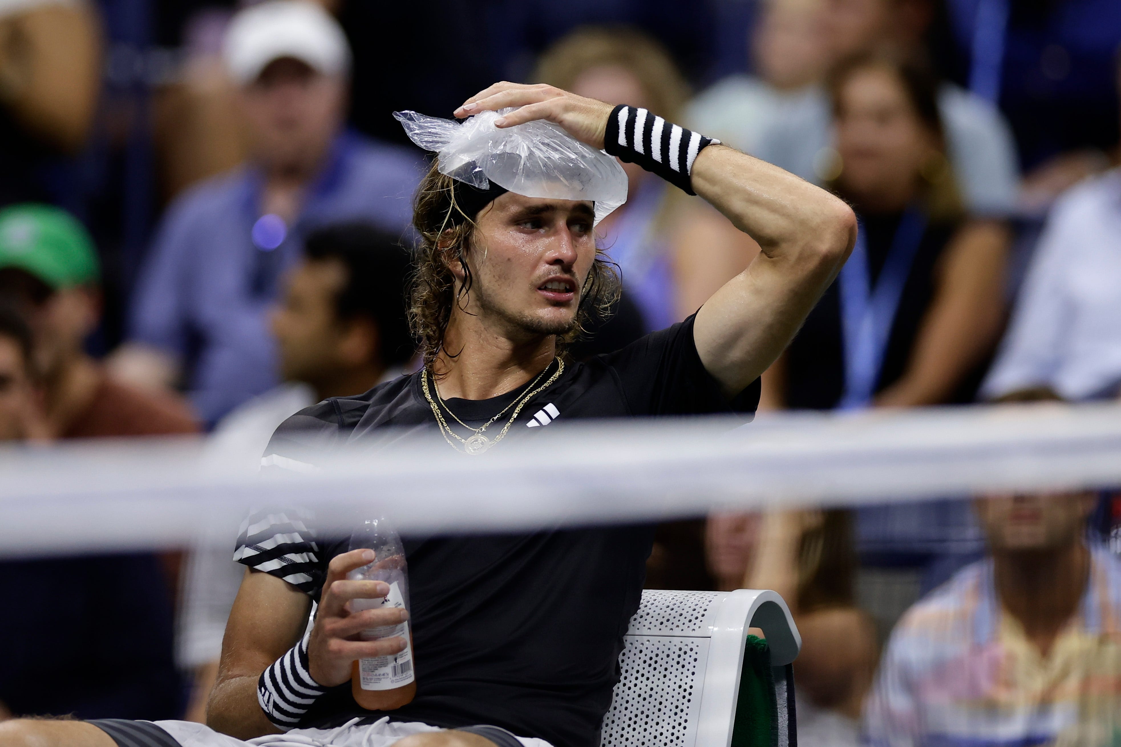Alexander Zverev has fan thrown out of match for shouting Hitler phrase The Independent
