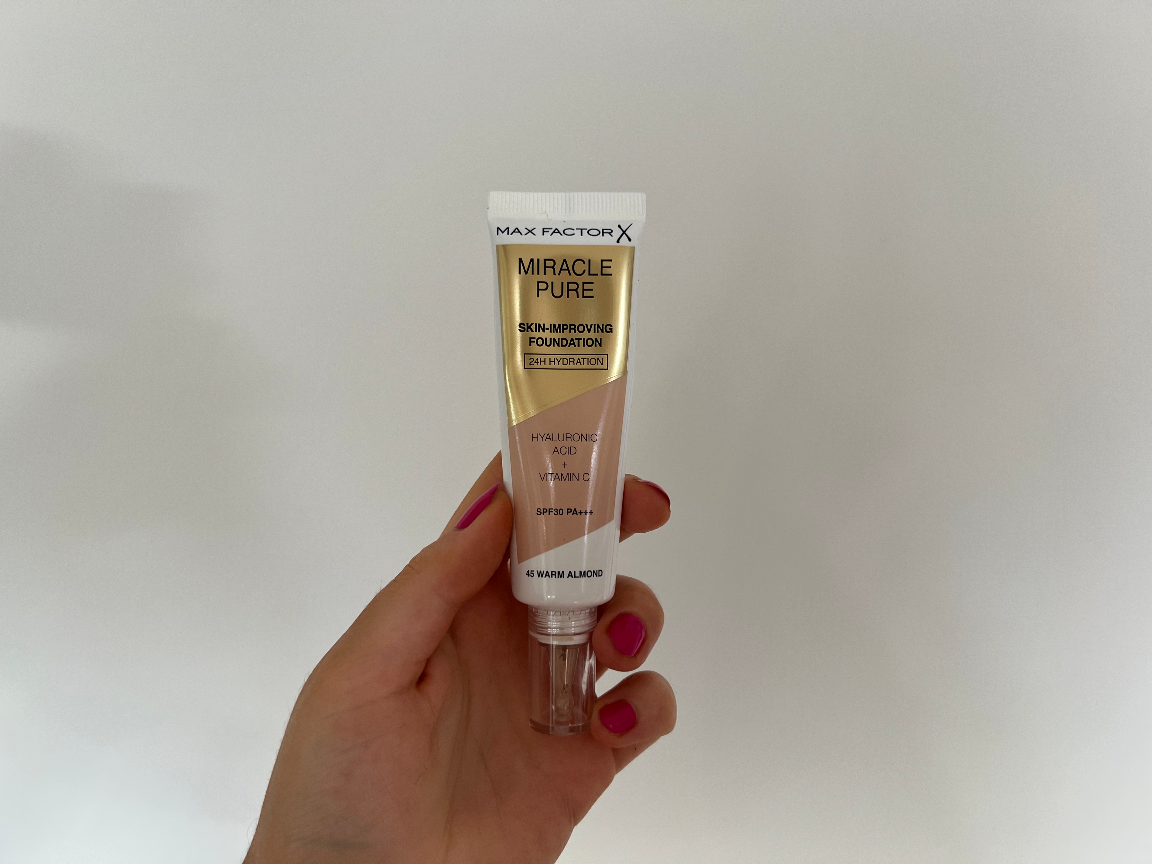 Max Factor miracle pure skin improving foundation review