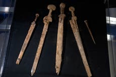 4 exceptionally preserved Roman swords discovered in a Dead Sea cave in Israel