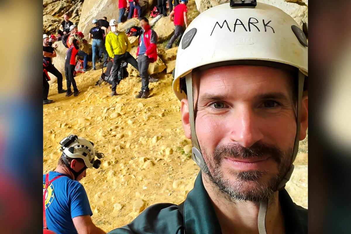 Race against time to save cave rescuer trapped in one of deepest caves in Turkey