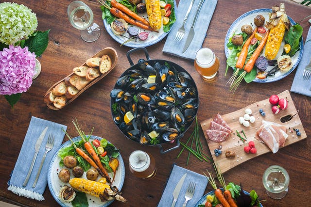 <p>Amazing culinary delights await you across all corners of Canada. But where do you begin?  </p>