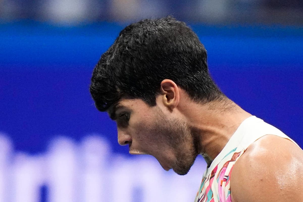Carlos Alcaraz sweeps back into US Open semi-finals