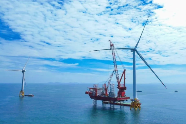 <p>The Goldwind GWH252-16MW, installed at an offshore wind farm in Fujian Province, China, is the world’s biggest wind turbine</p>