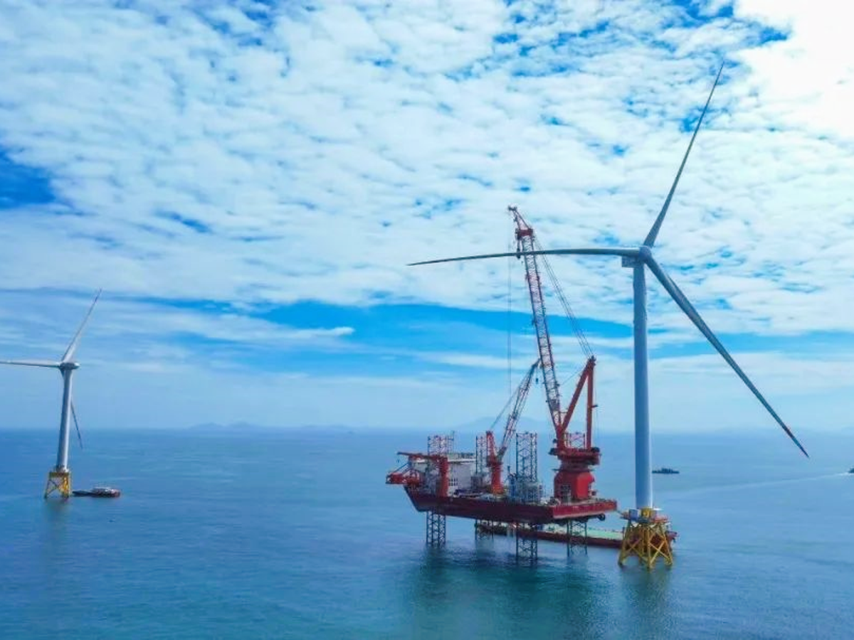 World's largest wind turbine breaks record for power generated in a single  day