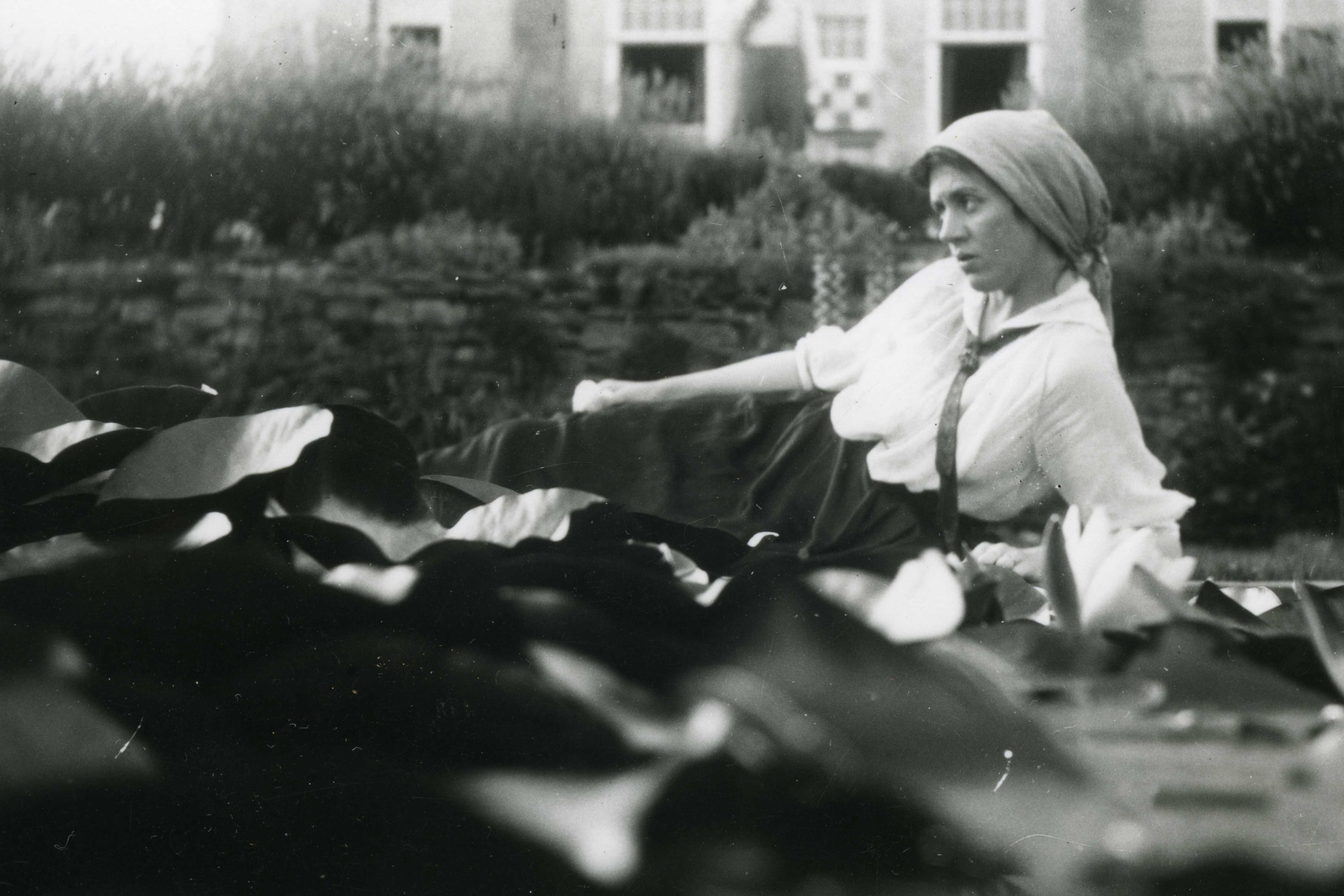 Vanessa Bell at Charleston, finding freedom in more liberating clothes than in her upbringing