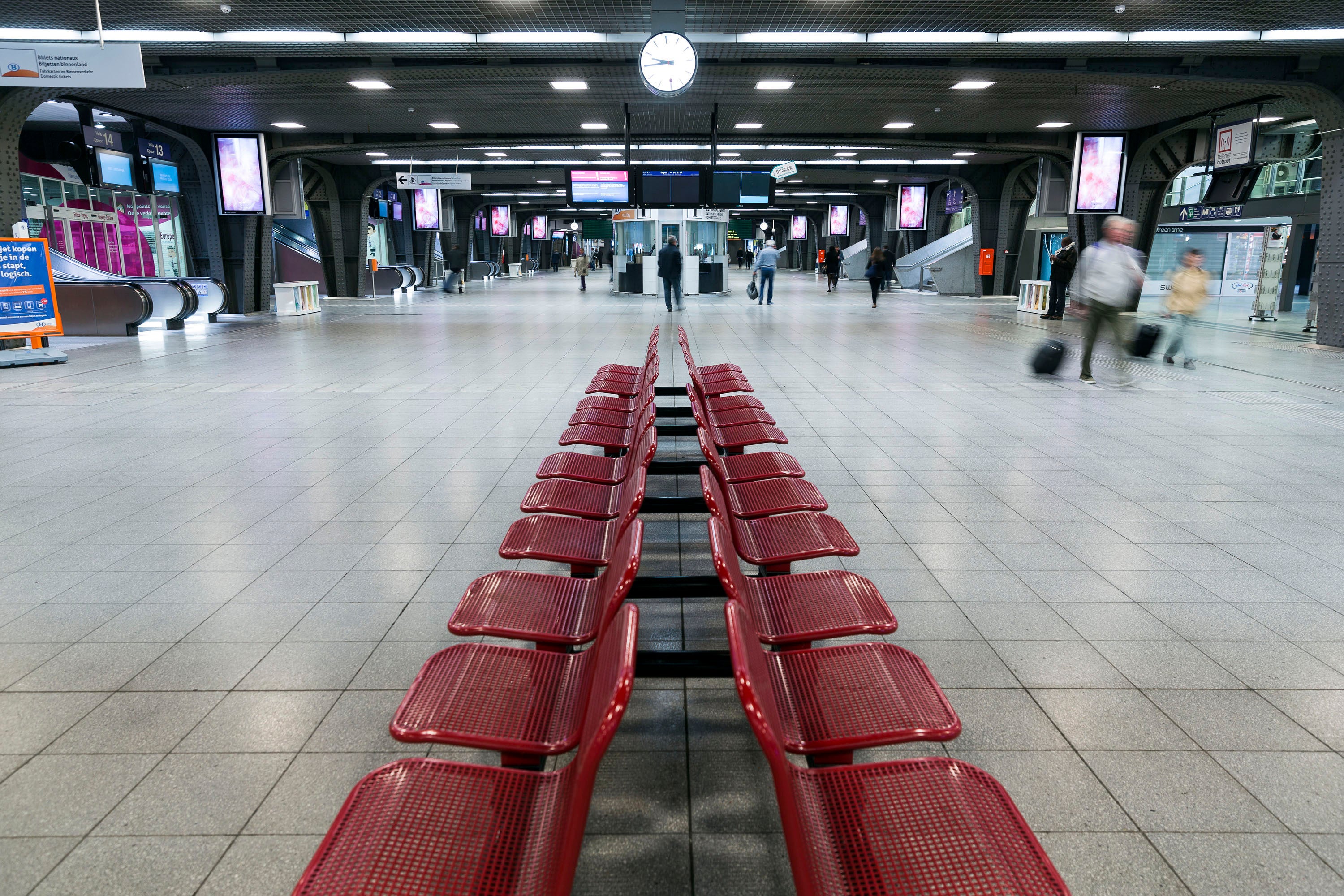 Brussels Midi Station Once A Stately Gateway To Belgium Has Turned   Belgium Tarnished 45396 