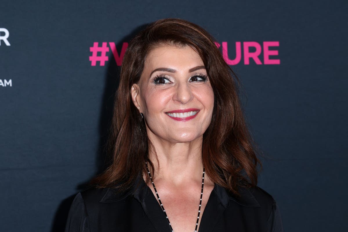 My Big Fat Greek Wedding star Nia Vardalos says agent told her she ‘wasn’t pretty enough to be a leading lady’