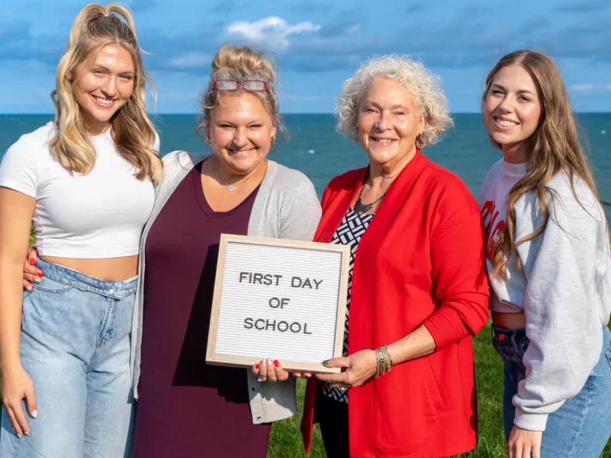 Wisconsin sisters attend college alongside their mother and grandma