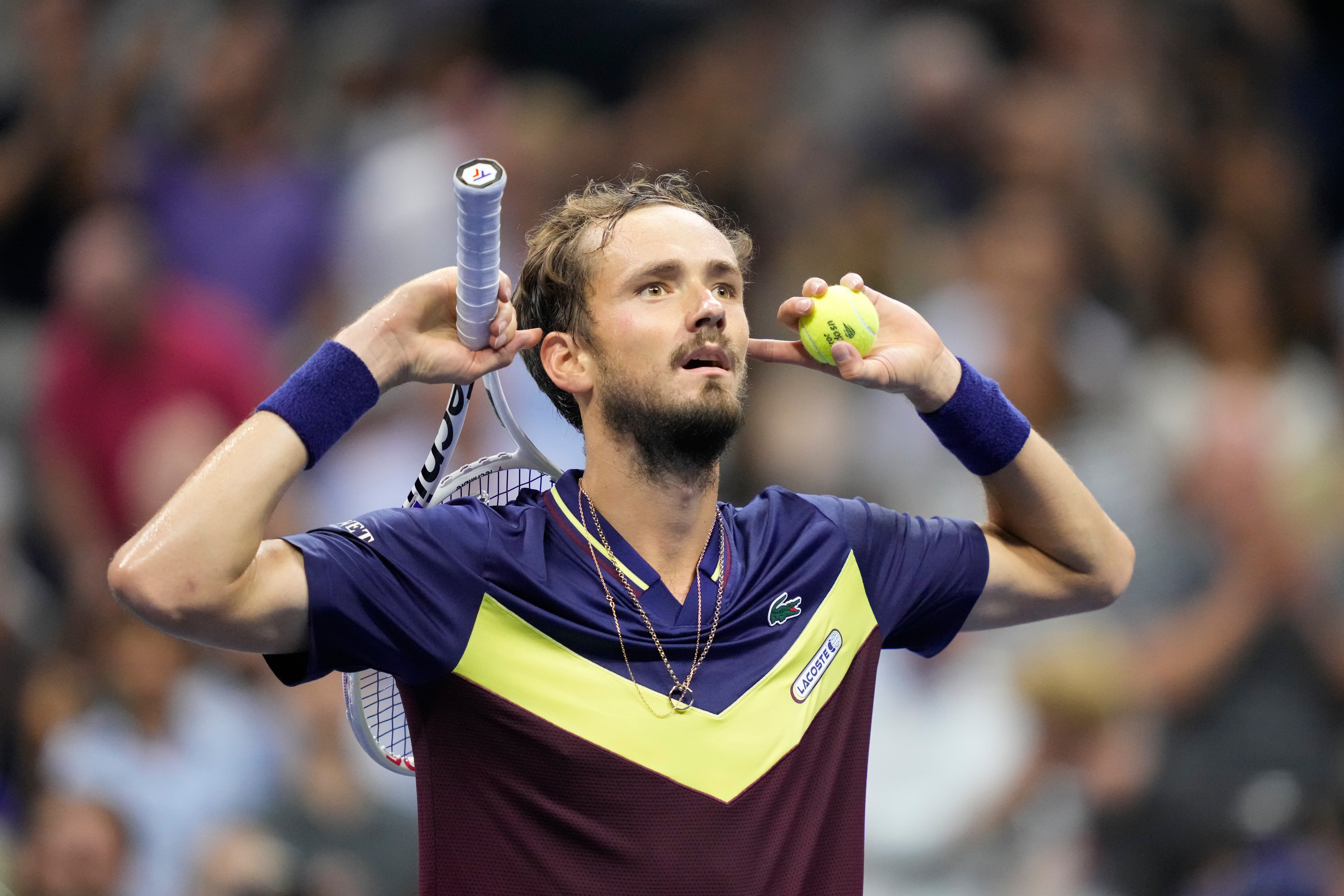 Daniil Medvedev upsets Carlos Alcaraz to set up rematch of 2021 US Open final The Independent