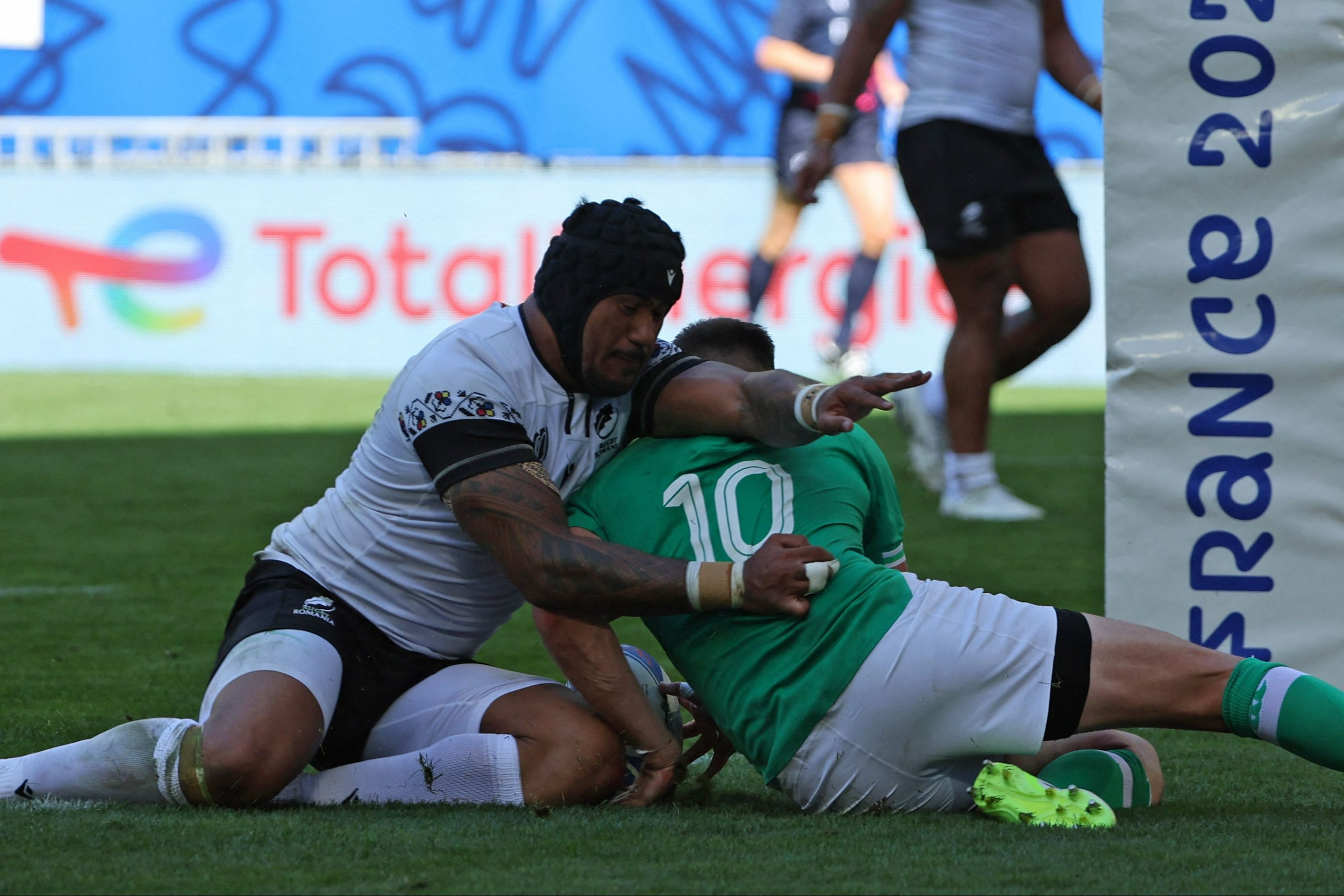 Sexton was briefly injured after dawdling while scoring a try