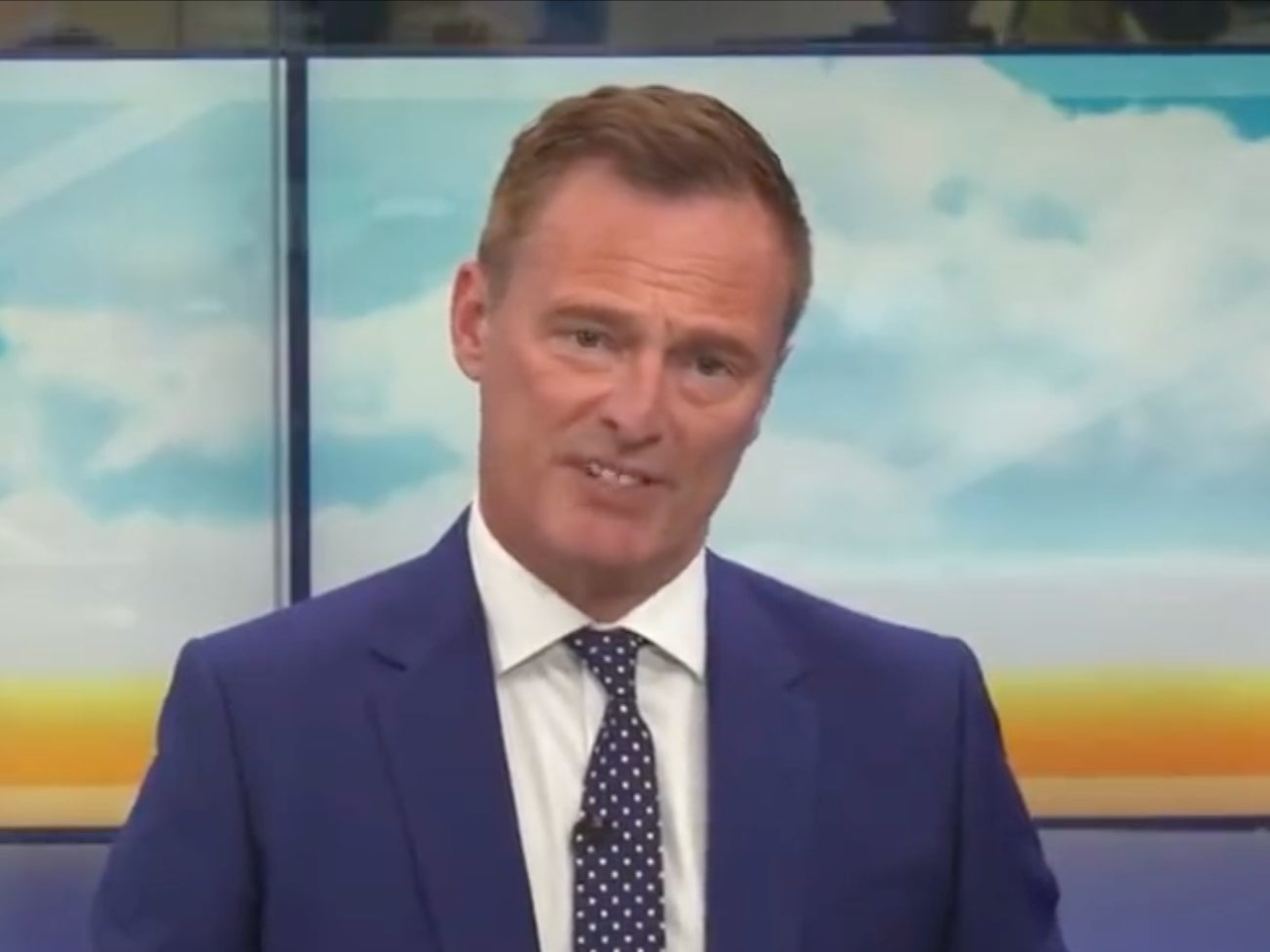 ‘It’s all gone wrong:’ GB News host Martin Daubney butchers breaking news segment