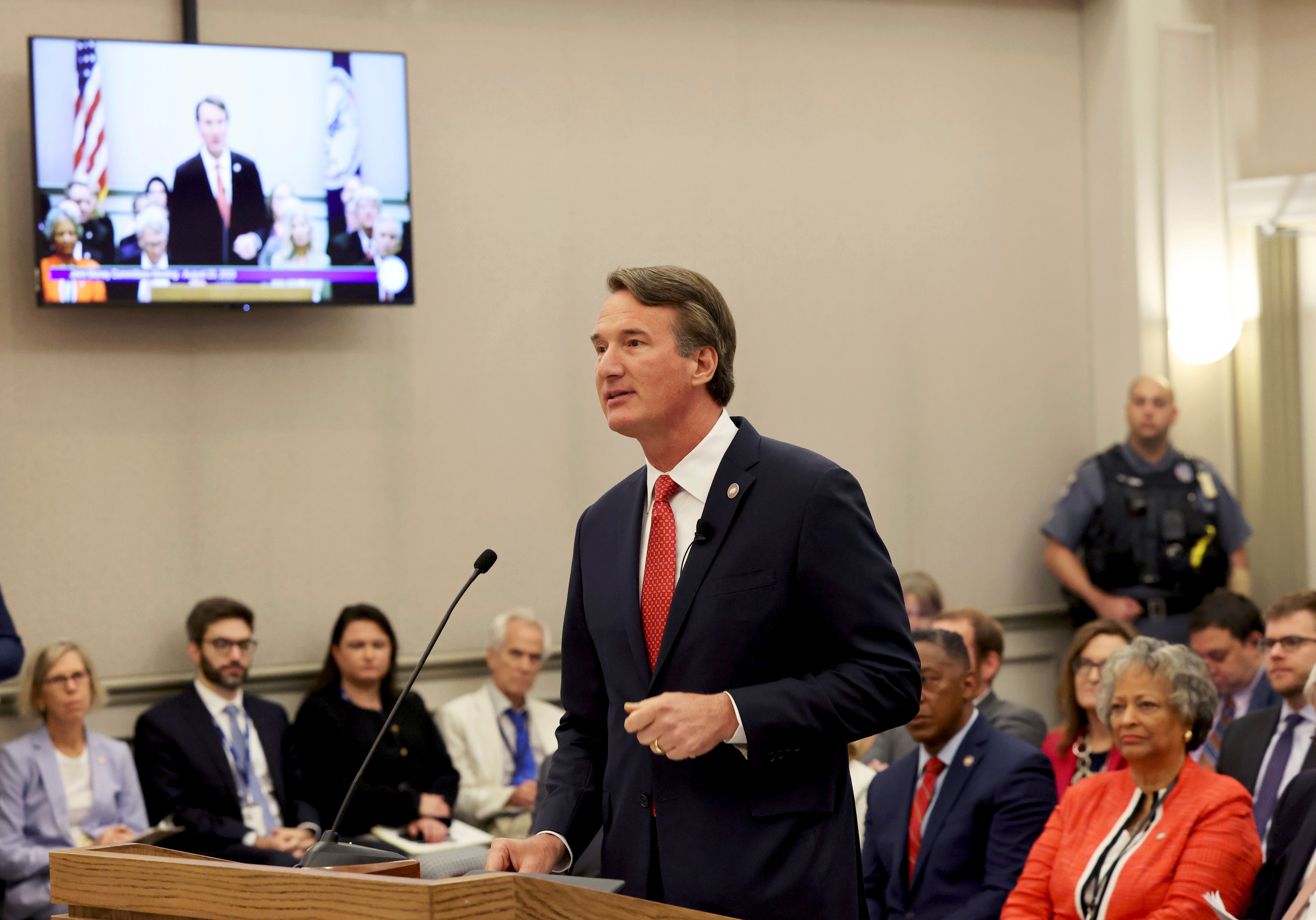 VIRGINIA-ABUSO ESCOLAR