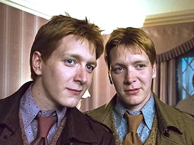 <p>Fred and George Weasley in ‘Harry Potter, played by James and Oliver Phelps</p>