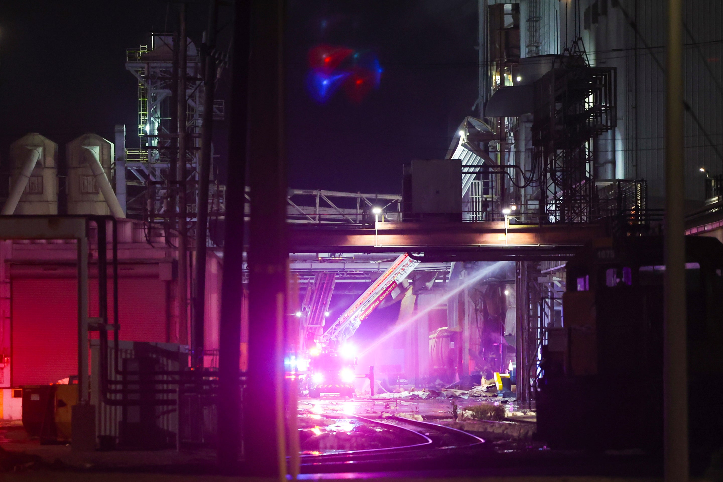 Illinois-Plant-Explosion