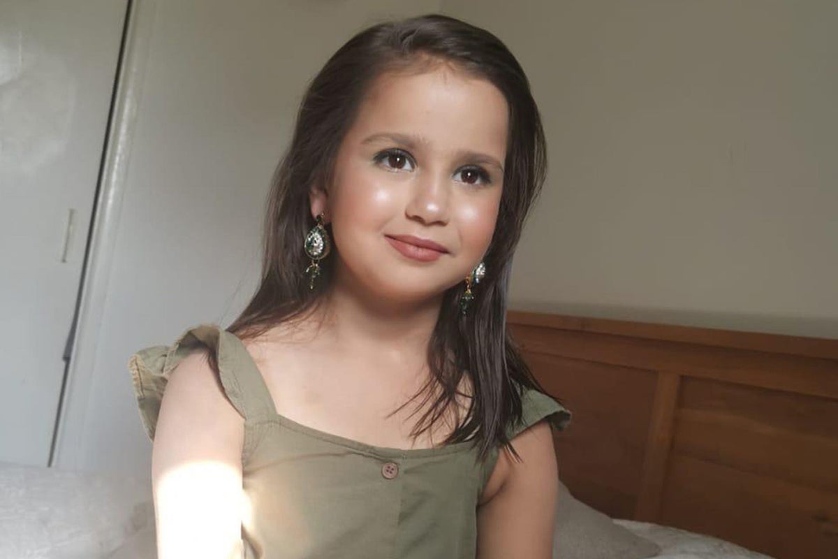 Father and stepmother of Sara Sharif, 10, fly back to UK in murder probe