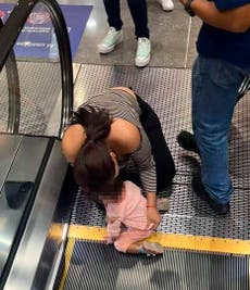 Toddler nearly loses her fingers after sticking them into escalator while mother wasn’t looking