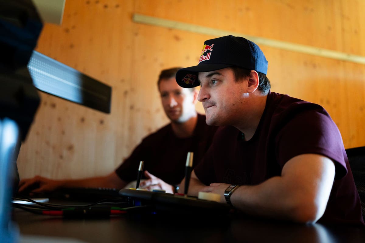 Pro-gamer Jukeyz &lsquo;died for two minutes&rsquo; after cardiac arrest which left him &lsquo;scared to sleep&rsquo;