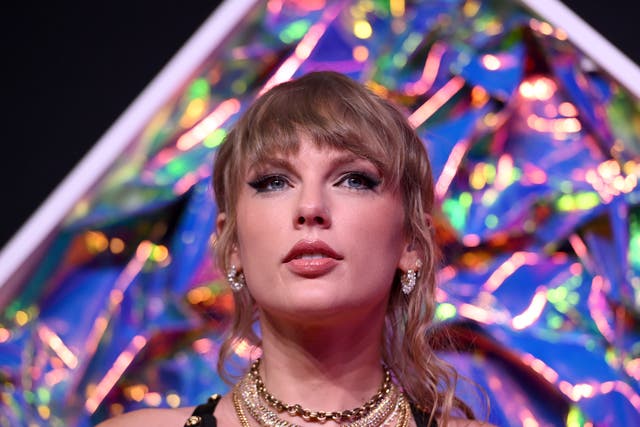 <p>Taylor Swift attends the 2023 MTV Video Music Awards </p>