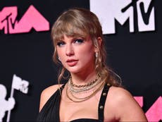 Taylor Swift is channeling her Reputation era in stunning black dress at 2023 MTV VMAs