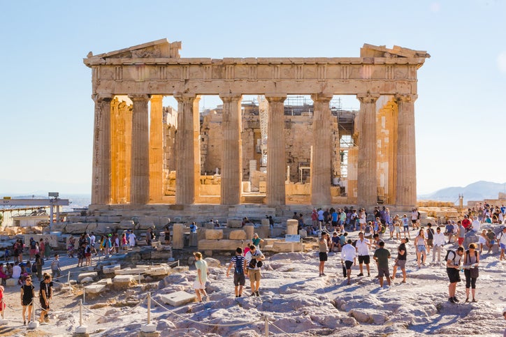 Athens capped the number of Acropolis tourists to 20,000 a day