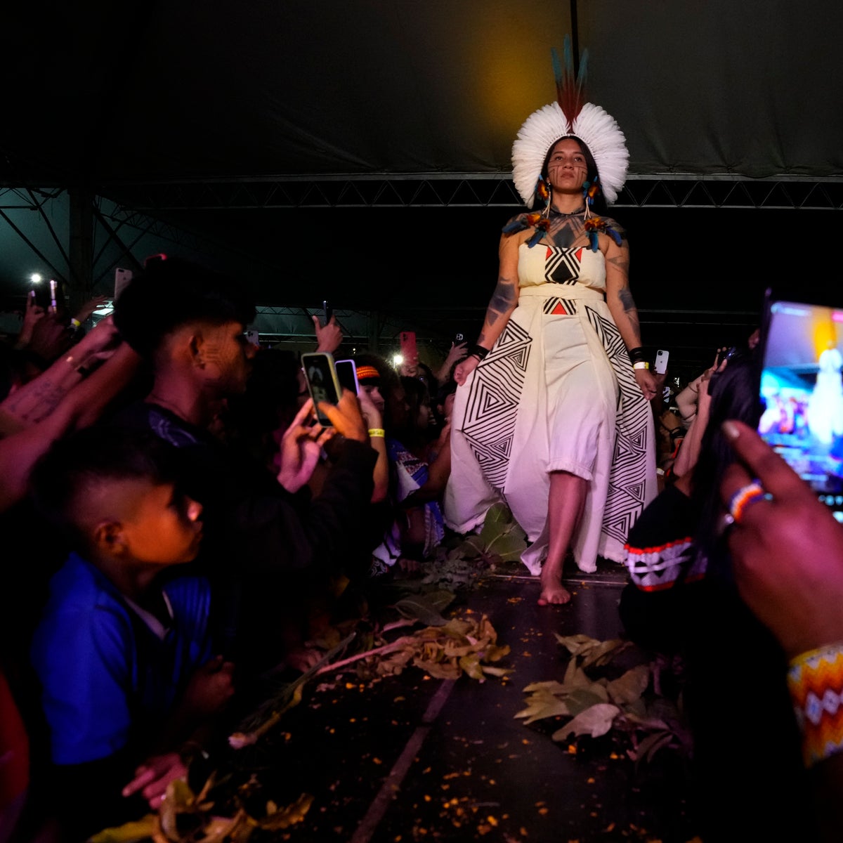 Brazilian Indigenous women use fashion to showcase their claim to rights and the demarcation of land | The Independent Brazilian Indigenous women use fashion to showcase their claim to rights and the demarcation of land | The Independent