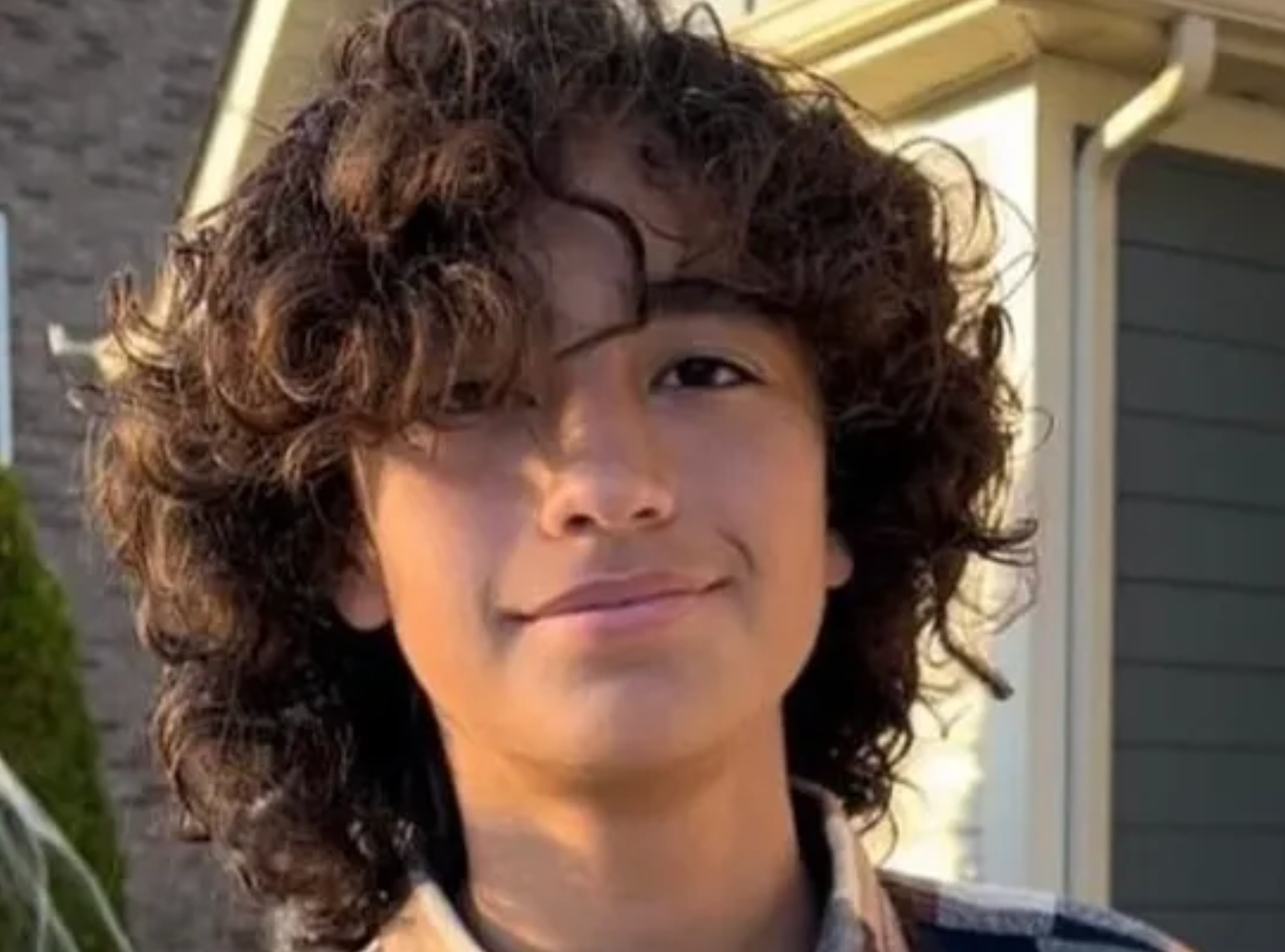 <p>Mathias Uribe, 14, had to have both hands and legs amputated due to toxic shock syndrome </p>