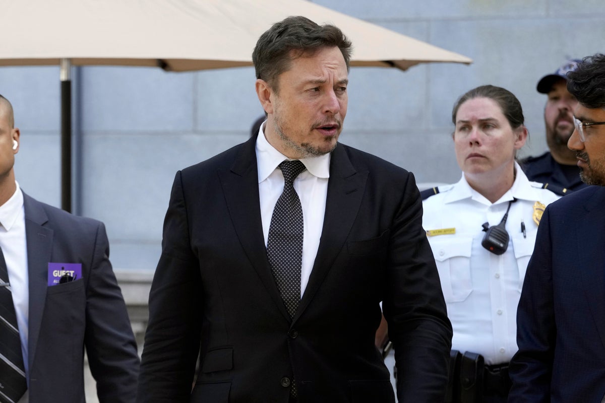 Elon Musk mocked by Ukraine’s parliament over tweet taunting Zelensky