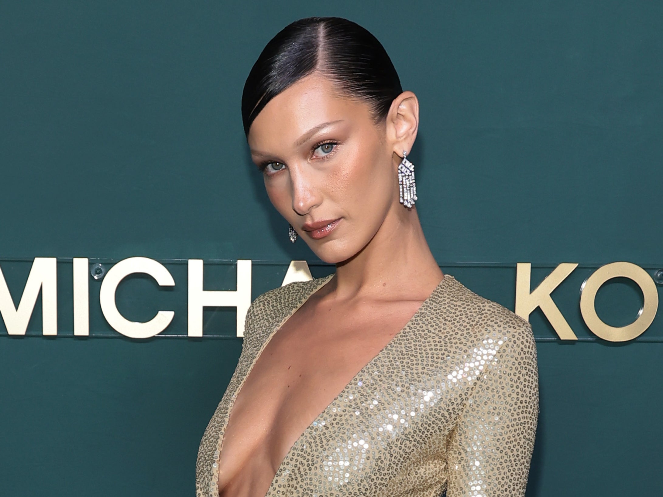 Marc jacobs discount bella hadid bald