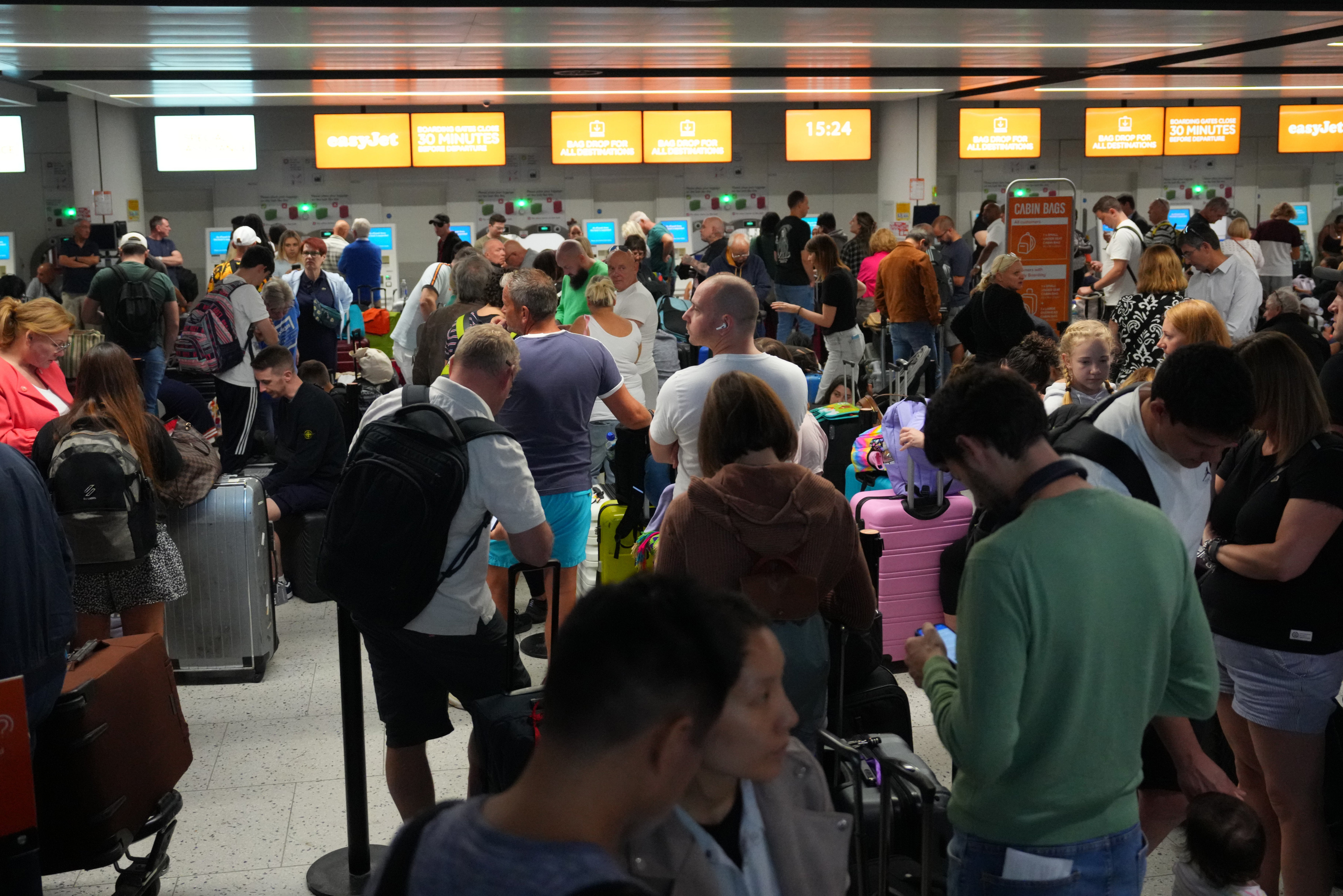 Crowds waiting for at Gatwick airport in August 2023