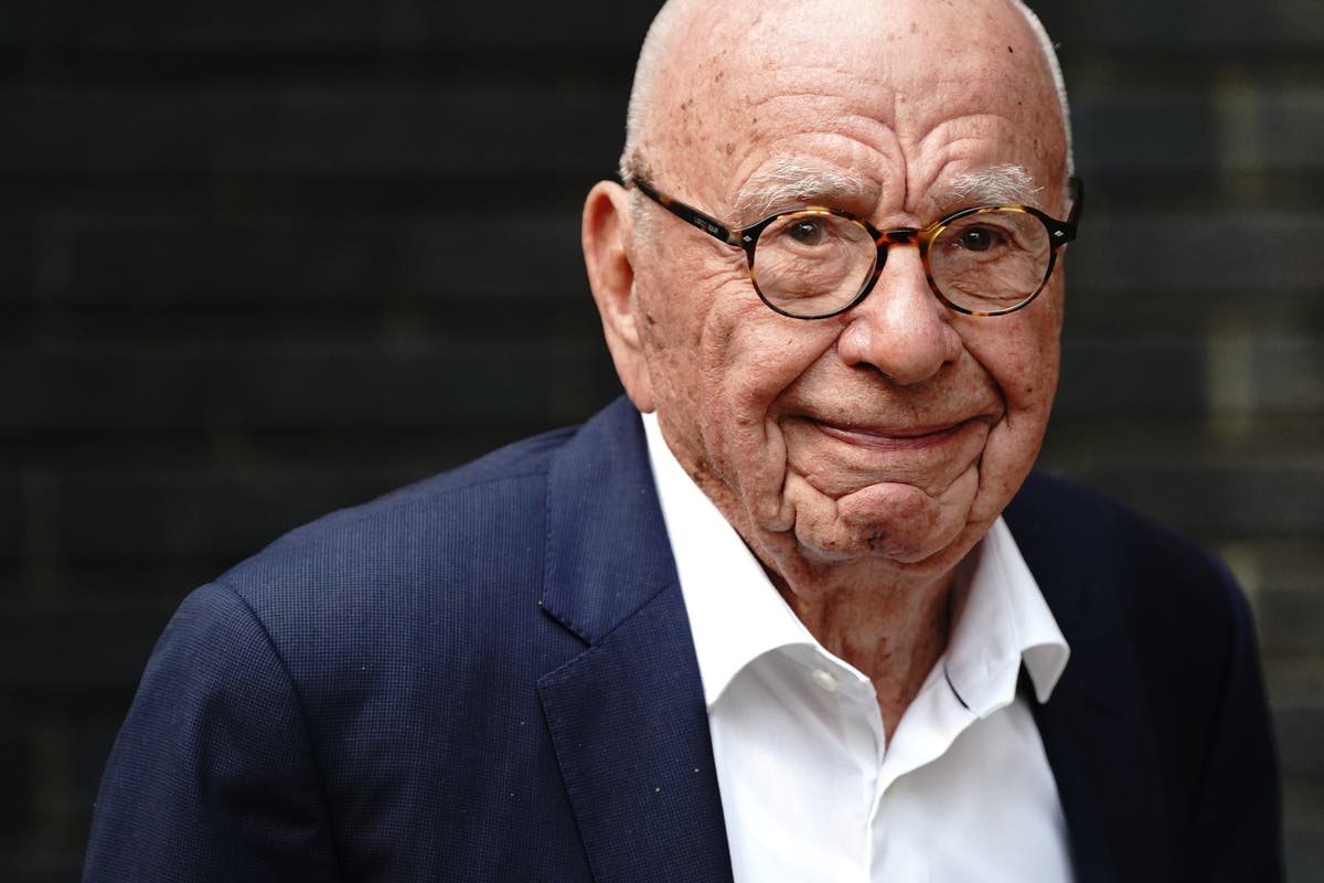 Murdoch executives &lsquo;told Sunak not to resign after partygate fine&rsquo;