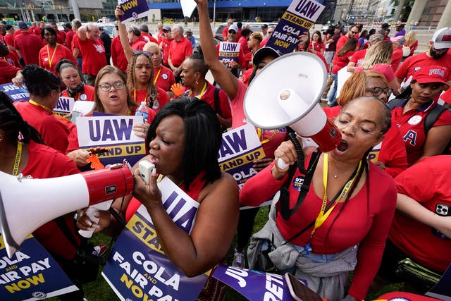 <p>United Auto Workers members attend a rally in Detroit, Friday, Sept. 15, 2023</p>