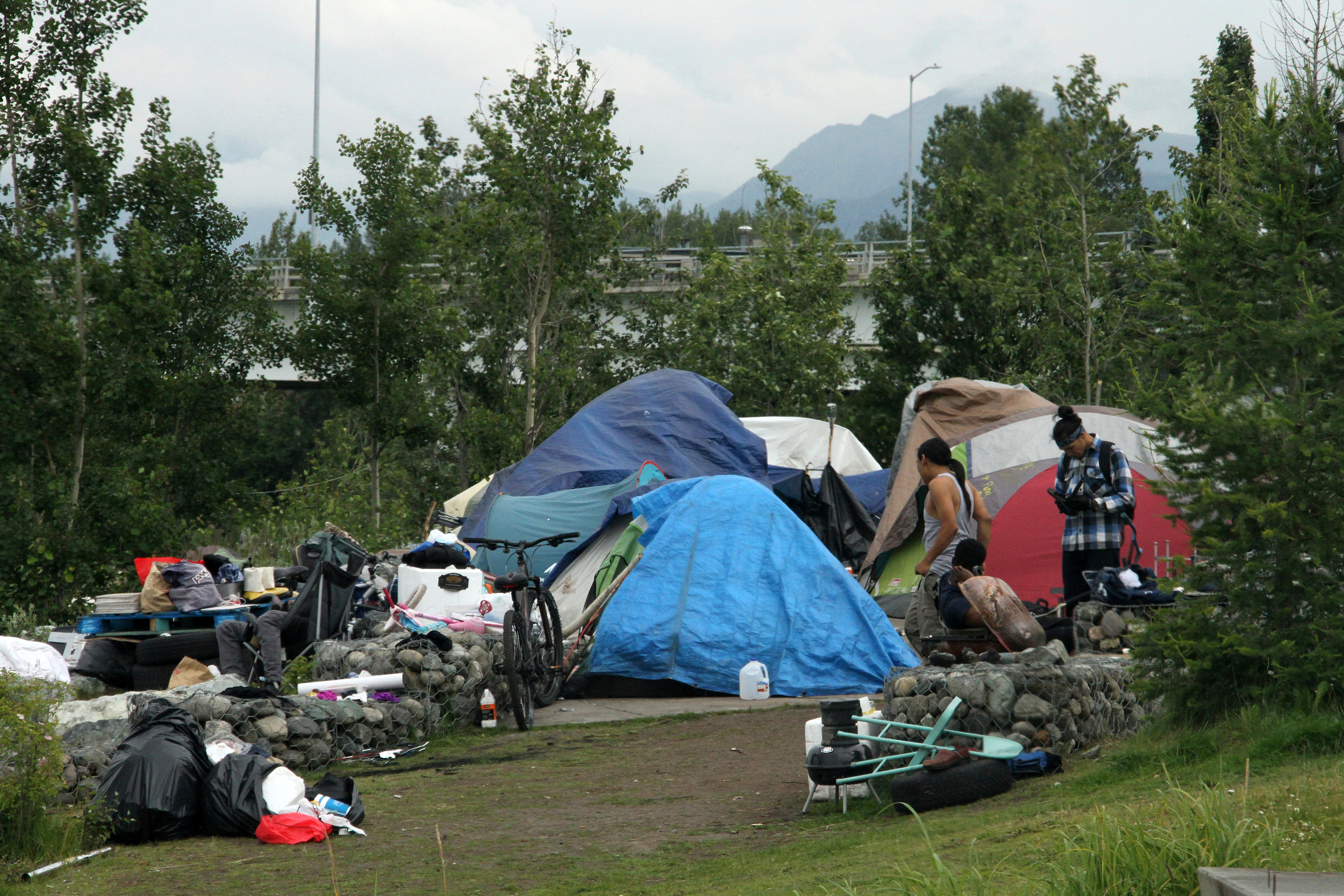 Anchorage scrambles to find enough housing for the homeless ..