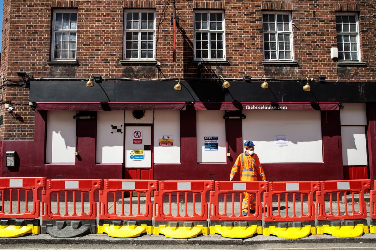 Pubs vanishing at rate of two every day, as closures surge 50%