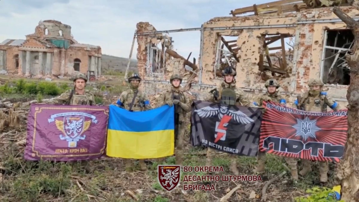 Ukraine-Russia war – live: Kyiv says its retaken Klishchiivka as drones target Crimea and Moscow
