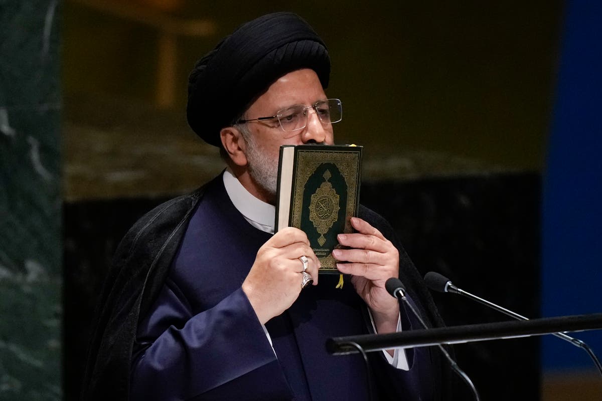 Iran's president urges US to demonstrate it wants to return to the 2015