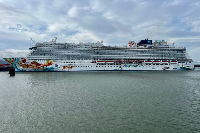 Norwegian Cruise Line: No more single-use plastic bottles by 2020