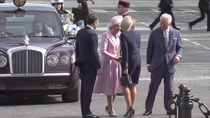 Watch King and Queen greeted by Emmanuel Macron and his wife in Paris Lifestyle Independent TV picture